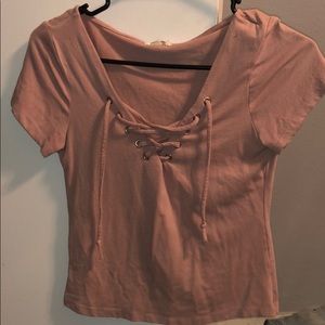 A short sleeve tee shirt